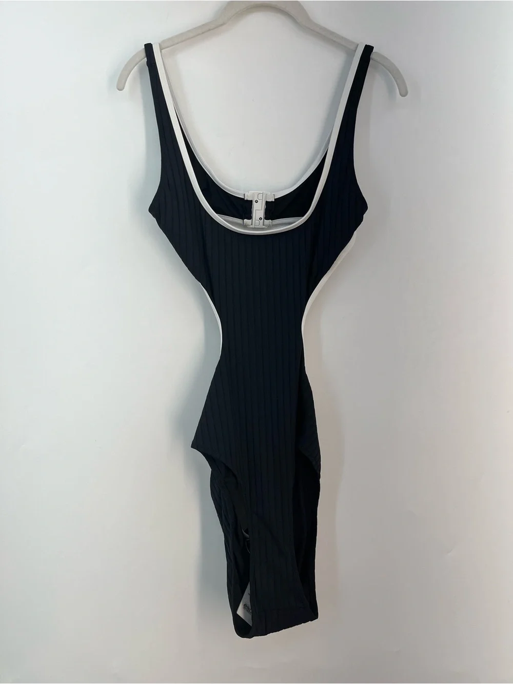 NWT Solid & Striped The Sarah One Piece 0986 Blackout LARGE women white trim